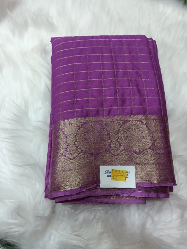 CHIFFON SAREE WITH CONTRST BLOUSE